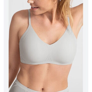 Honeylove Silhouette Wireless Bra Size XL